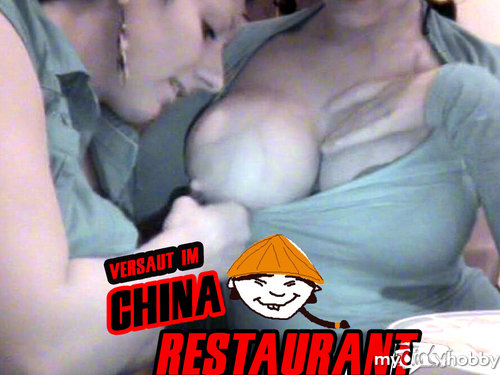 devote-schlampe - Versaut im Chinarestaurant