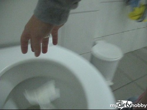 Hochimins - KnappkassigenVideo: ToilettenFilm