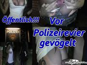 Geile-Cindy – GEILER KICK!!oeffentlich!! Vor Polizeirevier gevoegelt!