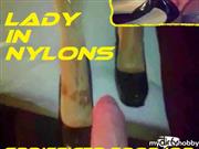 ladygaga-heels – Footjob mit 15cm hohen Lack Pumps