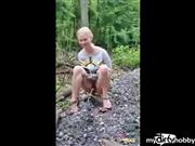 blondehexe – Spontan outdoor abgepisst