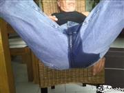 xegix47 – Blase in Jeans entleert