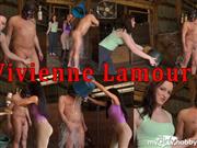 Vivienne-Lamour – Im Stall abgewaschen