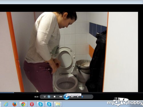 braun9994 - Pissen in der öffentlichen Toilette
