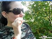 Nastja1 – Sie rauchte im Hof