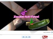 Siva-maus95d – Zucchini fickt Fotze Tief gefickt!