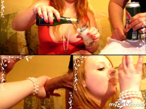 sexyvenushuegel in Sekt mit Sperma? ja, das schmeckt gut!