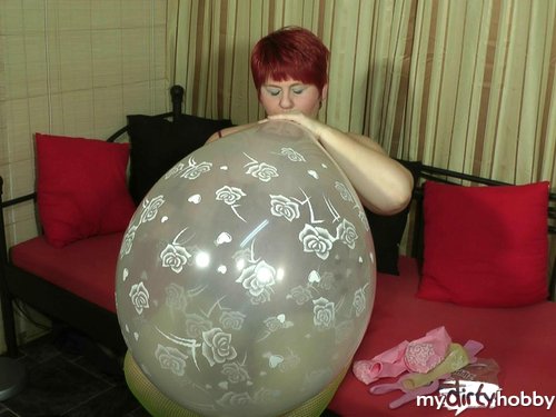 annadevot - Grossen transparenter Ballon geblasen bis...