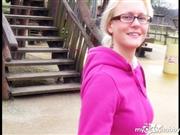 blondehexe – Öffentlicher Fick ohne Gummi im Zoo ;-)