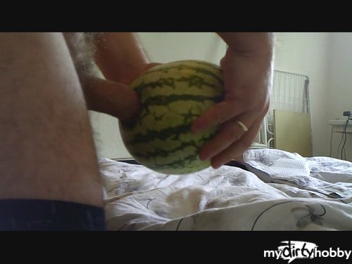 MBV - Melone missbraucht und bespermt