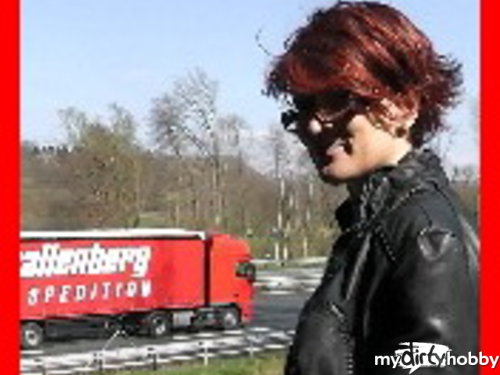 Popp-Sylvie - Throating an der Autobahn - Total dreist!