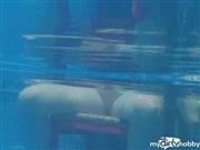 RealesFetishPaar – Unterwasserkamera – Bondage im Pool