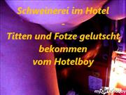 cum4shot – Heimlich im Hotel geleckt worden……..