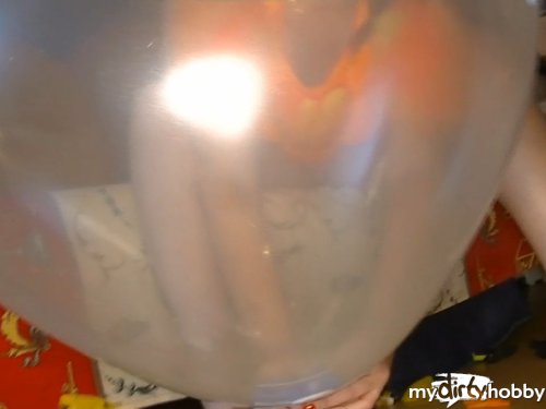 Brandi69 - Balloony Chick 1