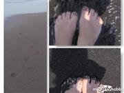 Kasia-Privat – Naked feet at the beach