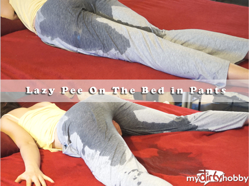 RinaDi - Lazy Pee On The Bed in Pants