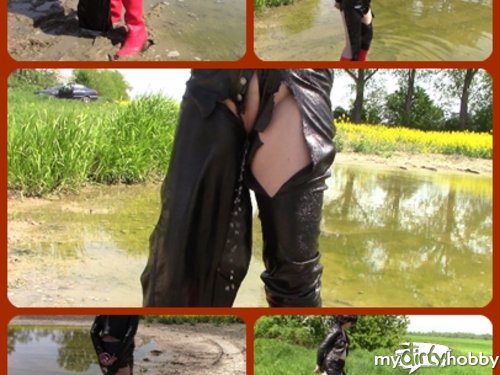 bondageangel - In the mud: Handcuffs, pissing and rubber boots