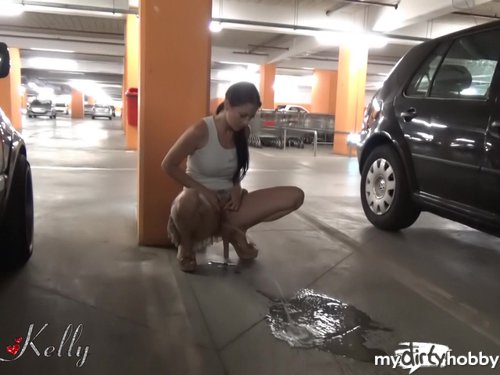 Wet-Kelly - Pee in the parking lot