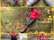 bondageangel – Pissing in leather jeans and gas mask